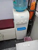 Water dispenser with freezer
