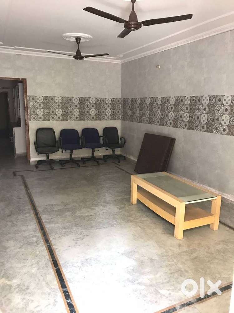 2 BHK House for Rent - Jankipuram Sector G (Near Tehri Pulia Chauraha)