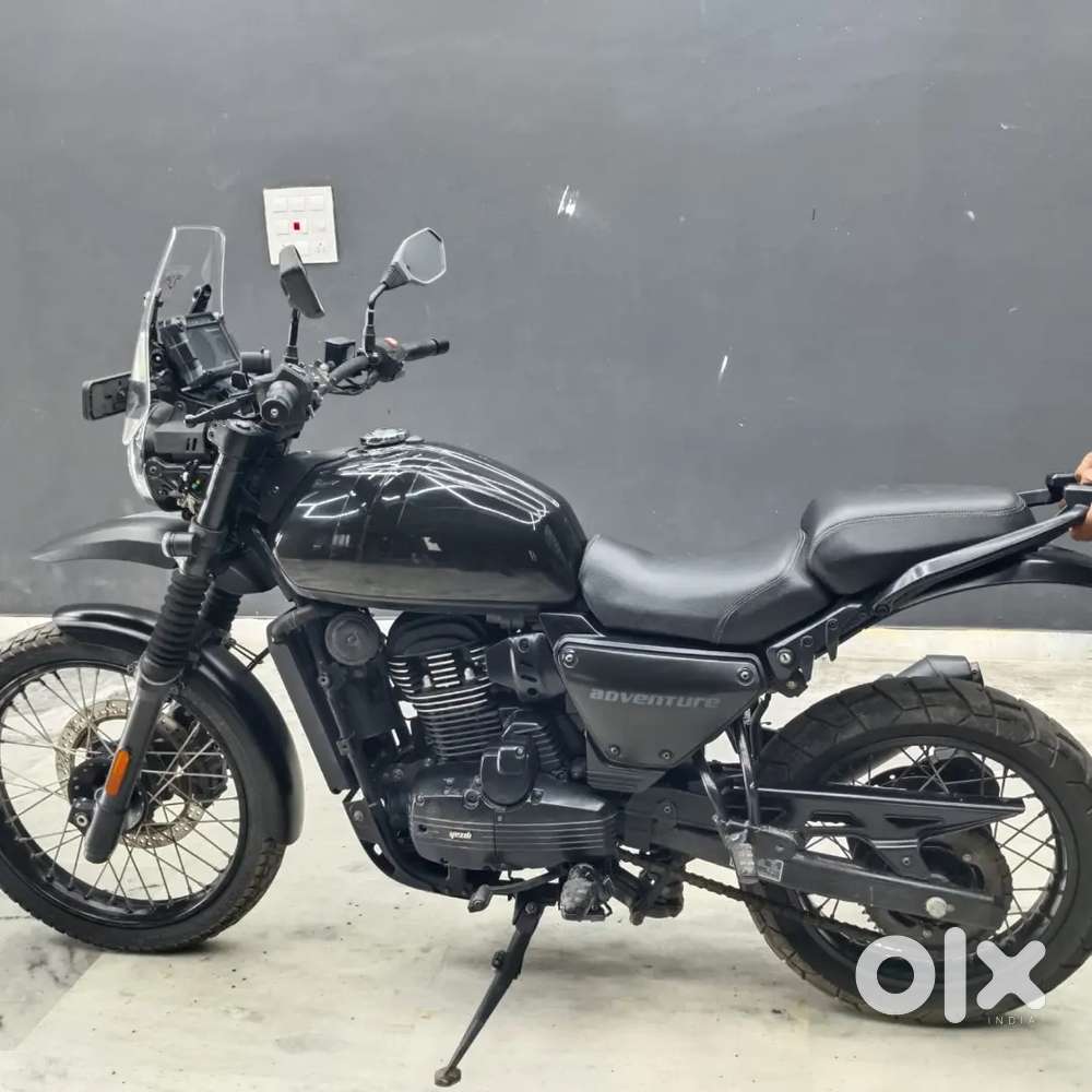 Yezdi adventure (black) for sale