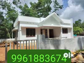 Pampady.new.house.8.cent.3.bhk.43.lakh