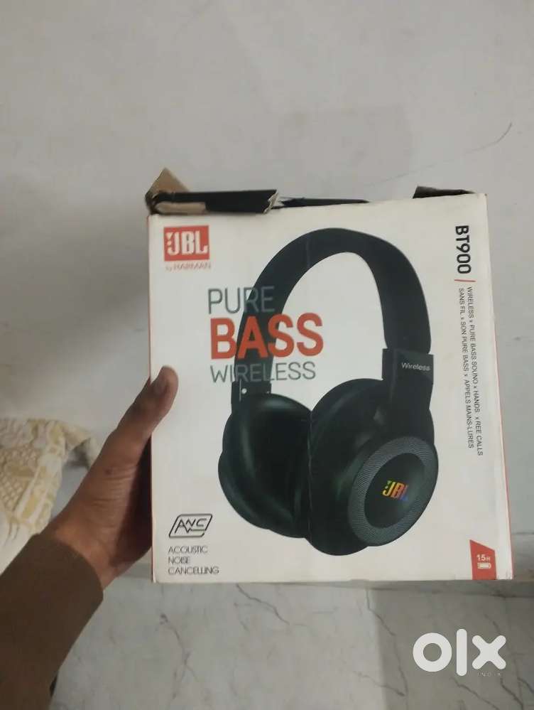 JBL HEADPHONES