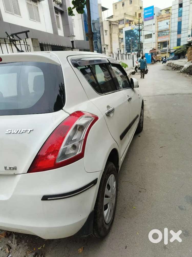 Maruti Suzuki Swift 2017 Diesel 78000 Km Driven