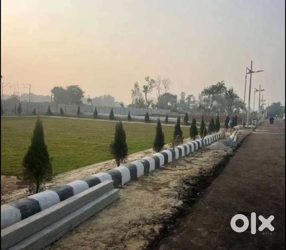 Lucknow k bhut hi Prime location per city me plot