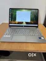 HP 15s i5 11th 8/512