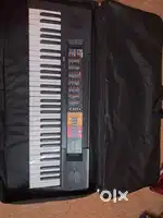 Music keyboard