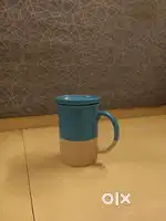 MUG WITH LID