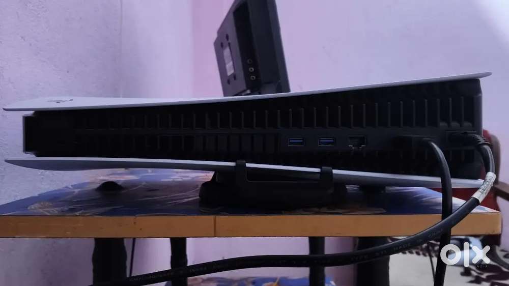 Ps5 gaming console