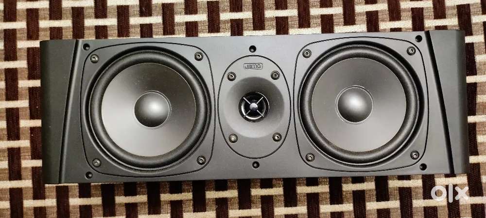 Jamo center and surround speaker package