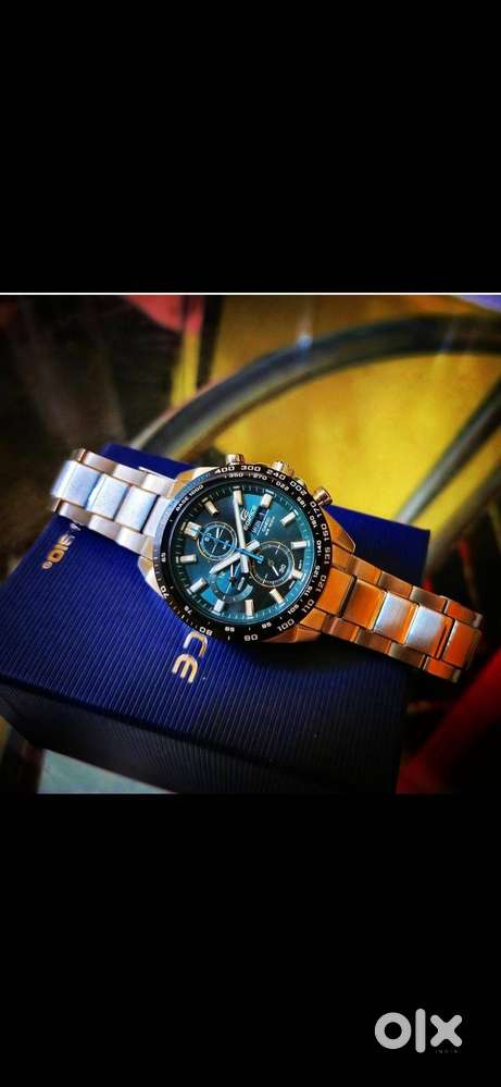 Mens watch