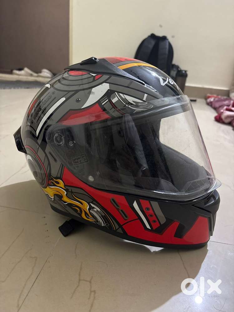 Vega bolt helmet