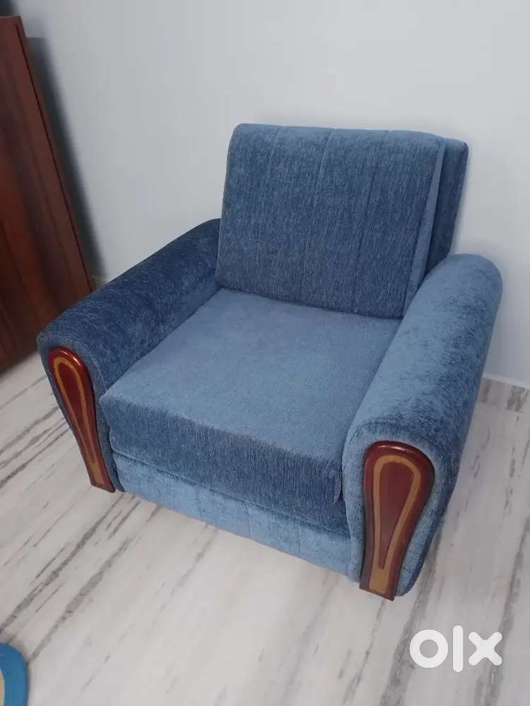Brand New Blue Single Sofa Chair – Never Used, Perfect Condition
