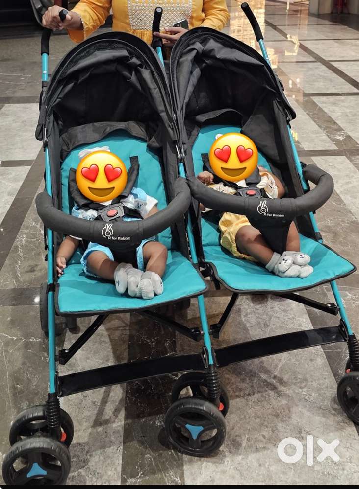 Twin baby stroller