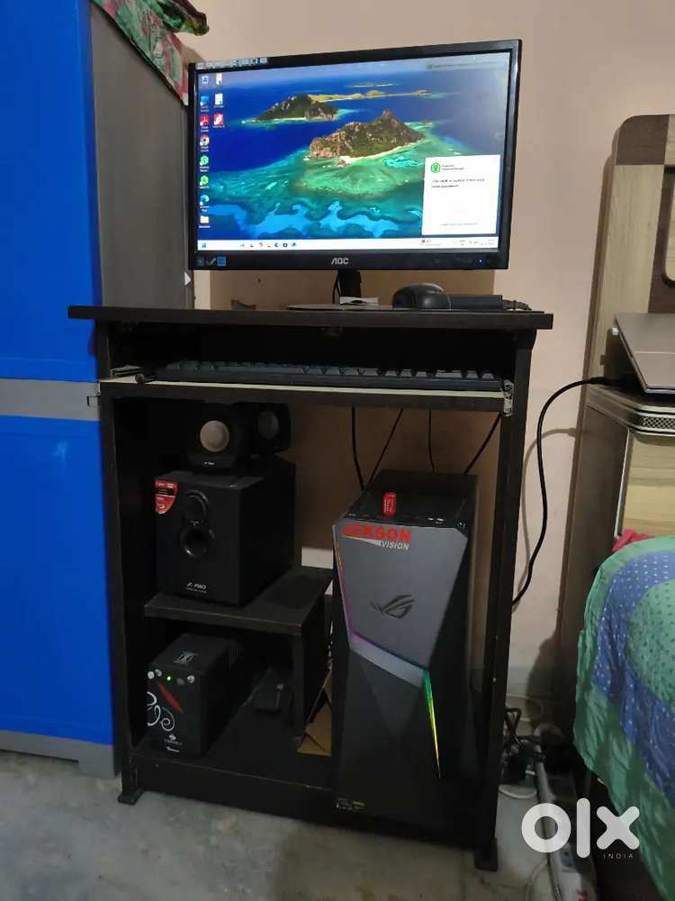 Asus ROG DESKTOP