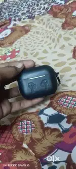 Airpods acche condition