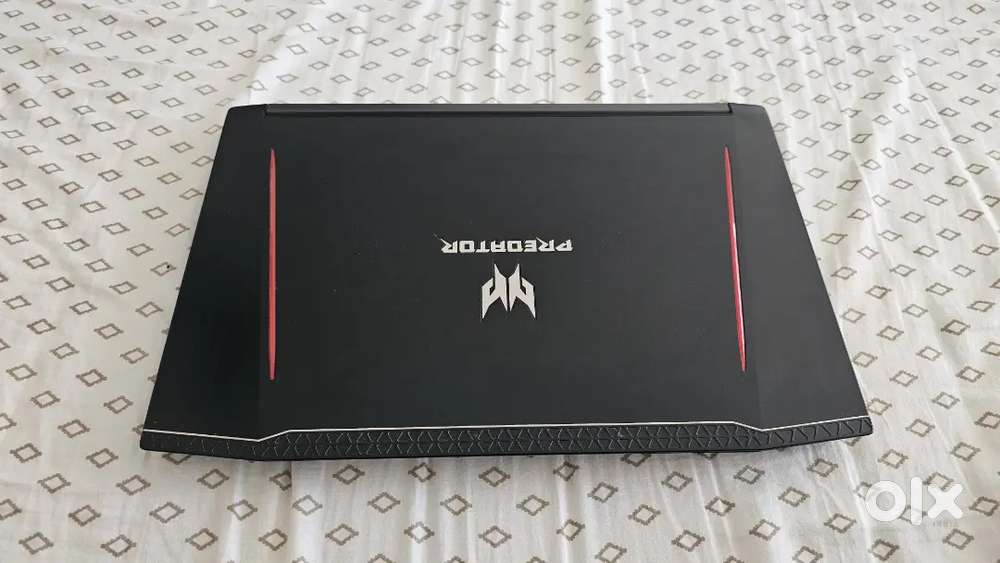 Acer Predator Helios 300 Gaming Laptop – Excellent Condition
