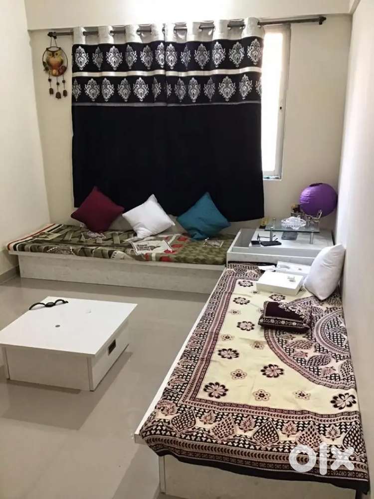 Pg available for girls and boys
