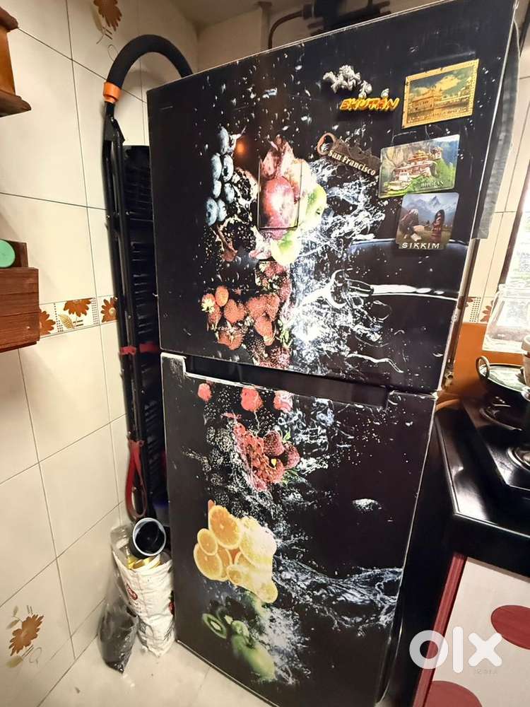 SAMSUNG DOUBLE DOOR FRIDGE