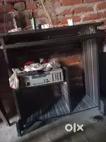 Computer table