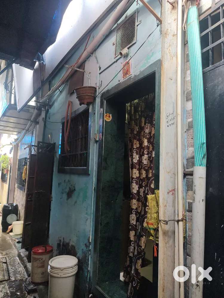 Chawl room for sale at Kokanipada Extension