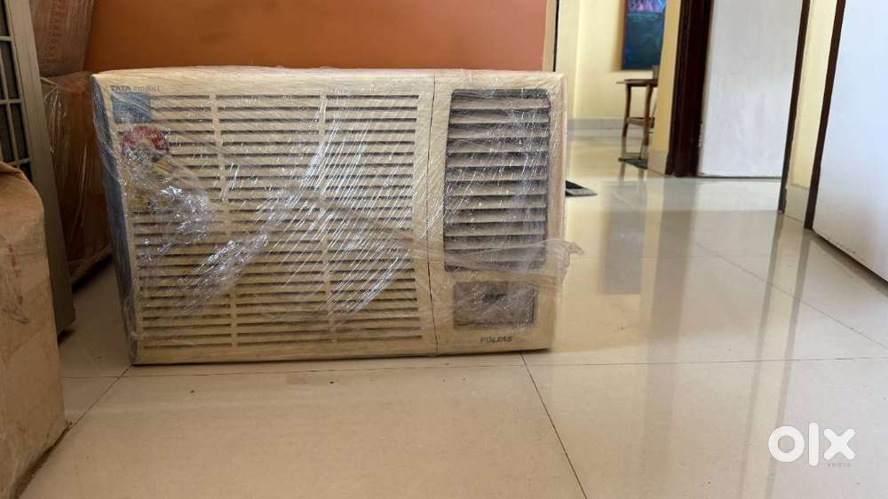 Window AC 1 TON Voltas