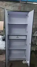 File cabinet 6feet