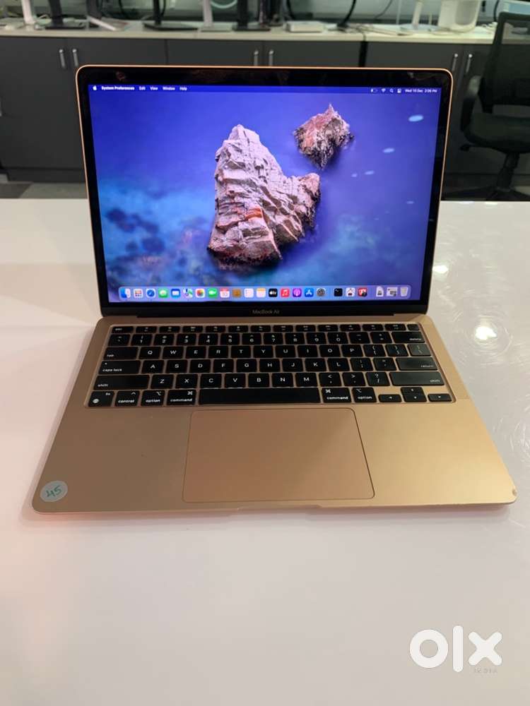 Apple MacBook Air \ 2020 \ 13inch \ M1 \ 8GB \ 256GB \ Bill \ Warranty