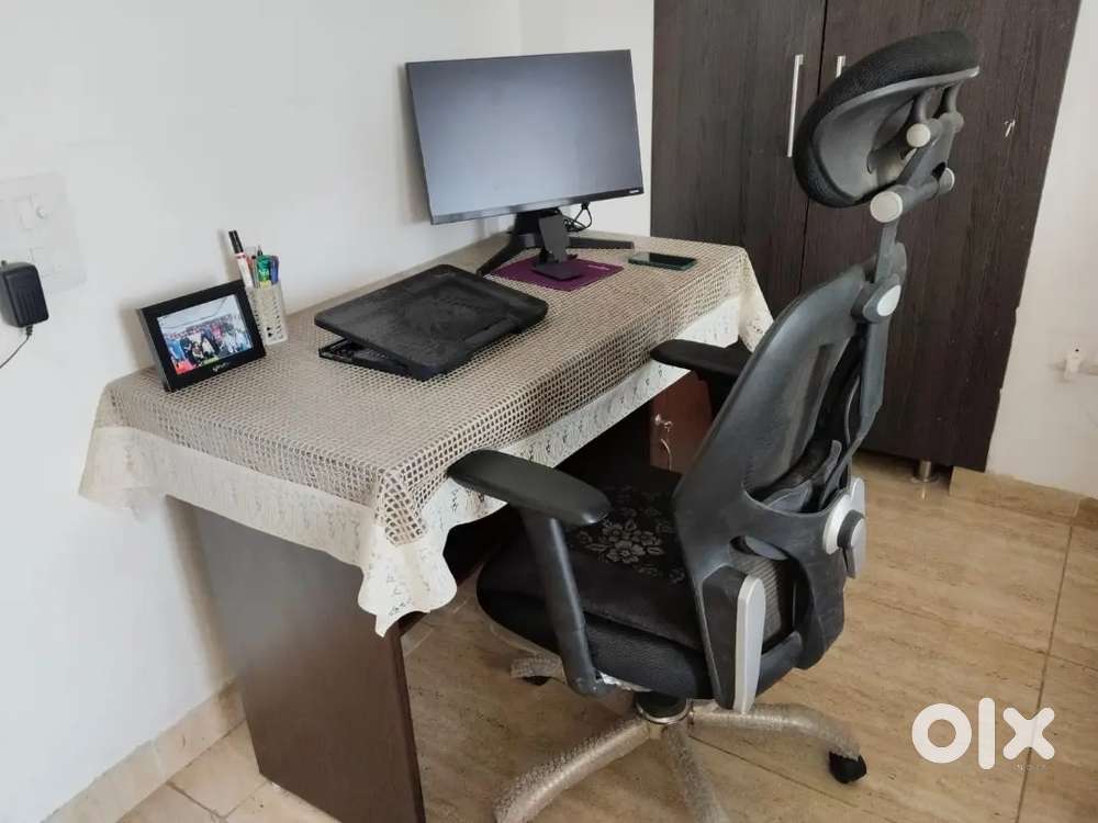 Study cum computer table