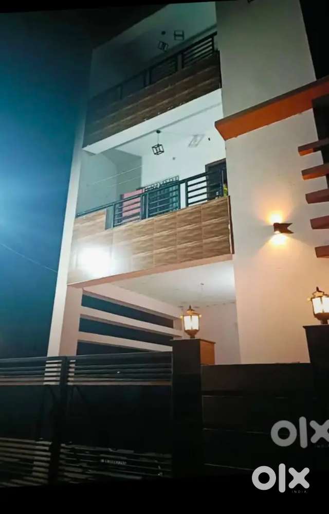 3 bhk newly constructed beautiful flat with car parking