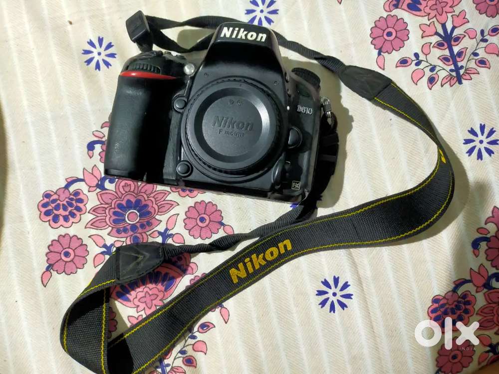 Nikon D610 full frame camera with 24-85 f3.5-4.5 lens
