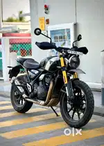 Triumph Scrambler 400x(2024) - Matt Green