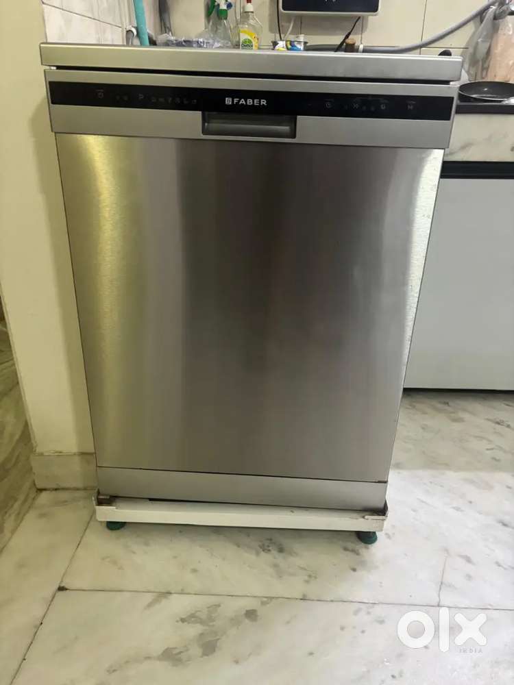 Faber 12 place dishwasher in new condition