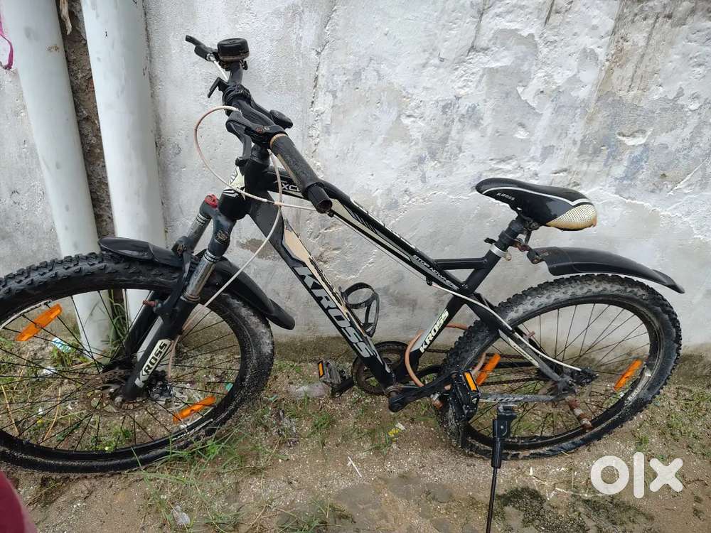 Brand name kross and double disbrack