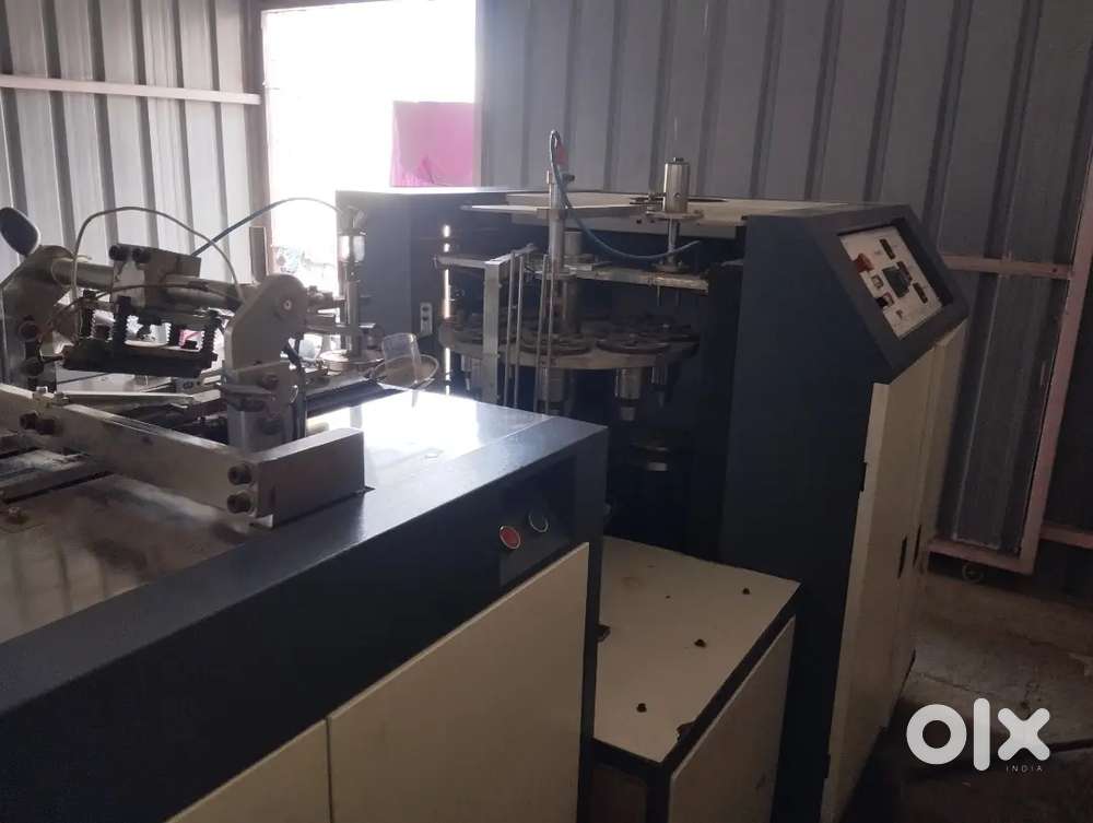 चाय के कप बनाने का मशीन