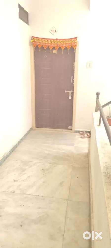 Madhuram mamade  mandir pase