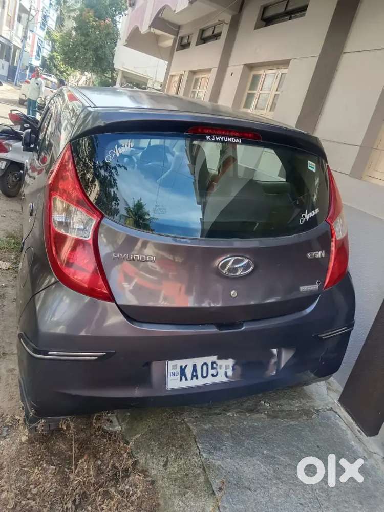 Hyundai EON 2015 ,Petrol Well Maintained look like new.
