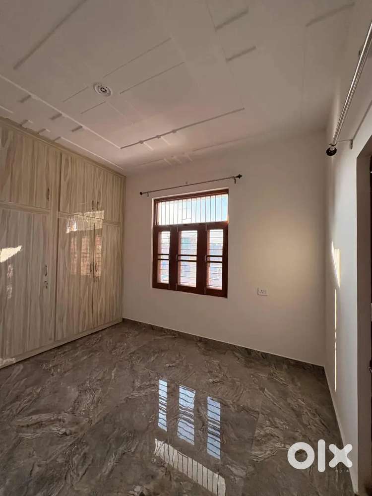 2 room set available in kusumkhera