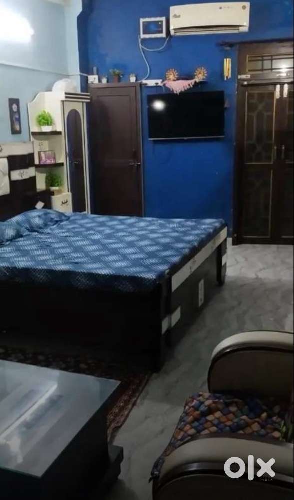 Shanti Dadi Girls/Boys PG  Separate Room Available