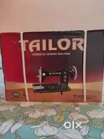 SEWING MACHINE WITH TABLE AND STAND