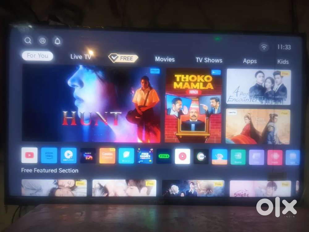 Infinix 32 smart led right side invisible line