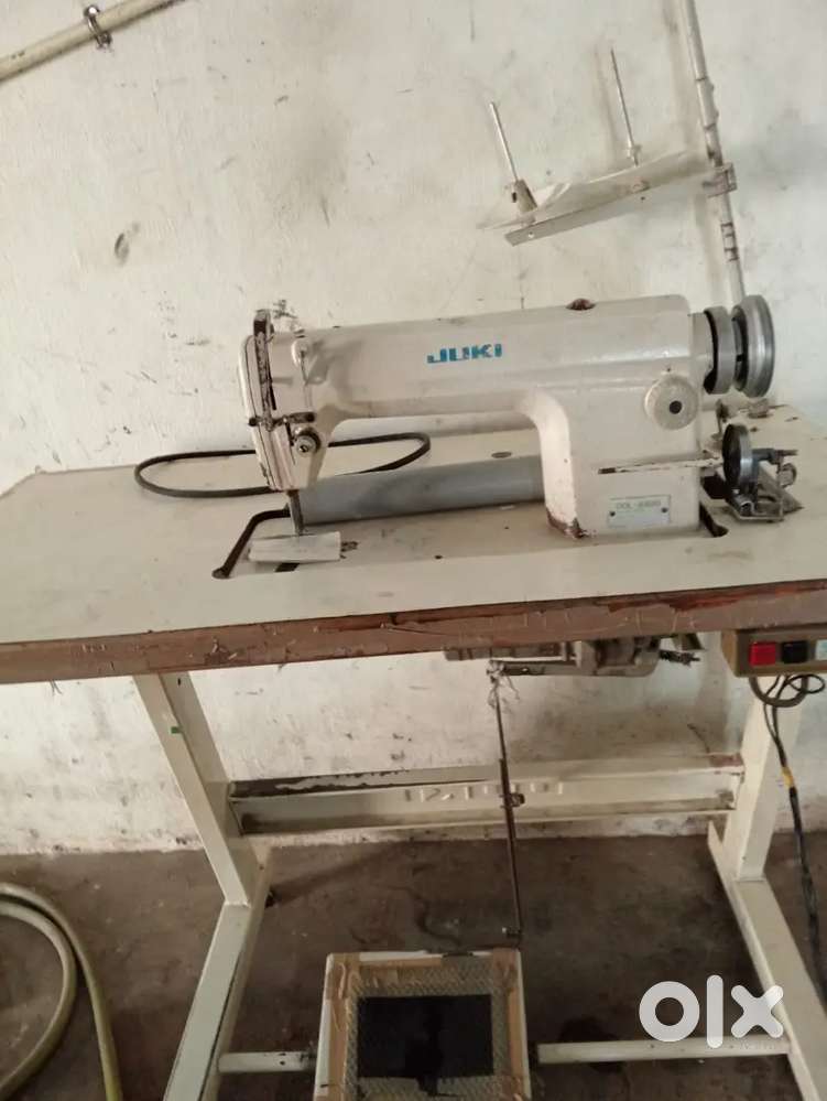 Good running condition juki sewing machine