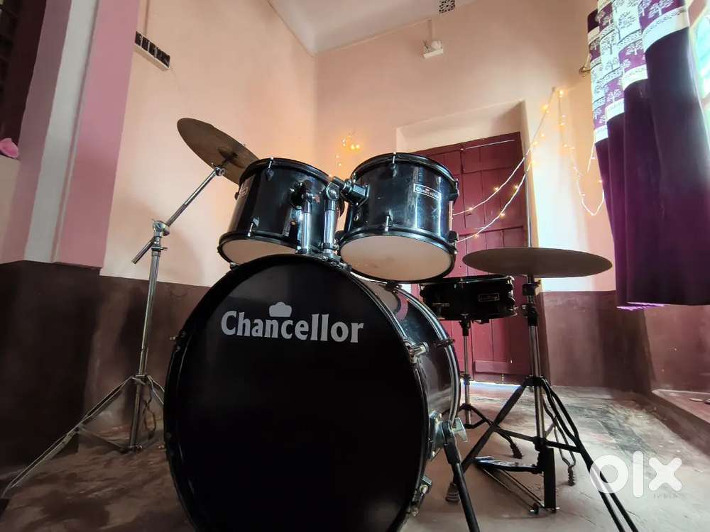 Chancellor 5 piece drum set