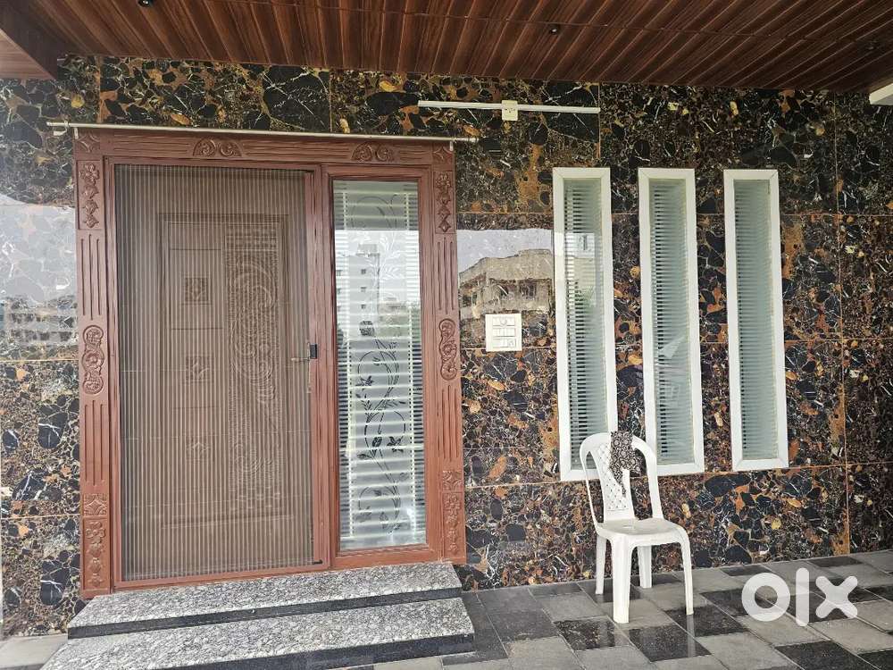 2bhk house for rent full wood work