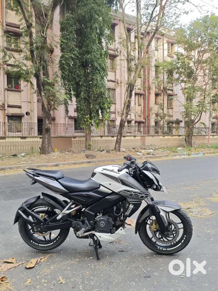 Pulsar Ns 200