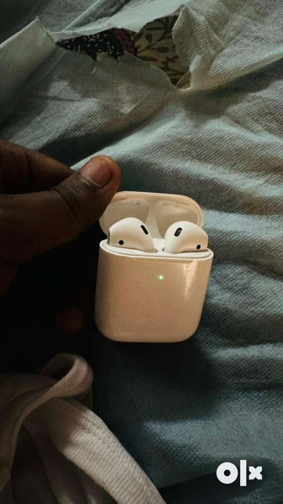 I want to sell my apple airpods 2 with box indian 13 months old