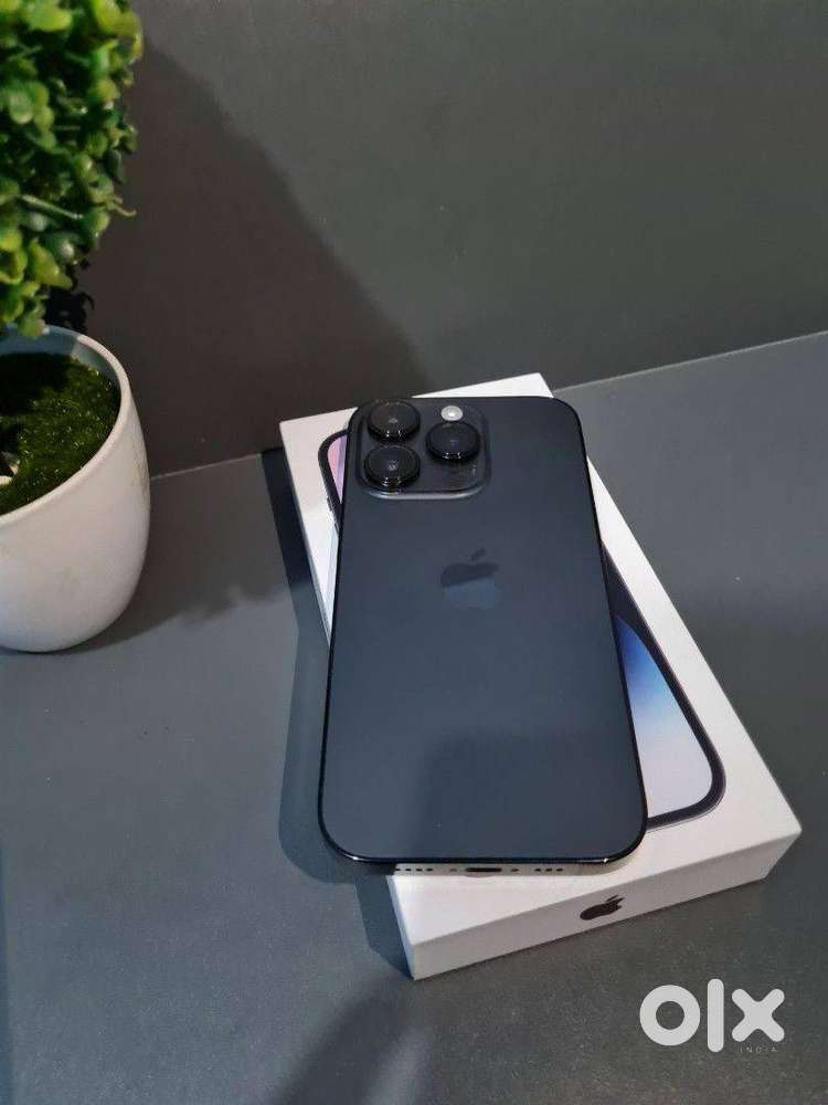 Selling My I Phone14 Pro Max 256 GB, 98% Battery Life, Good Condition.