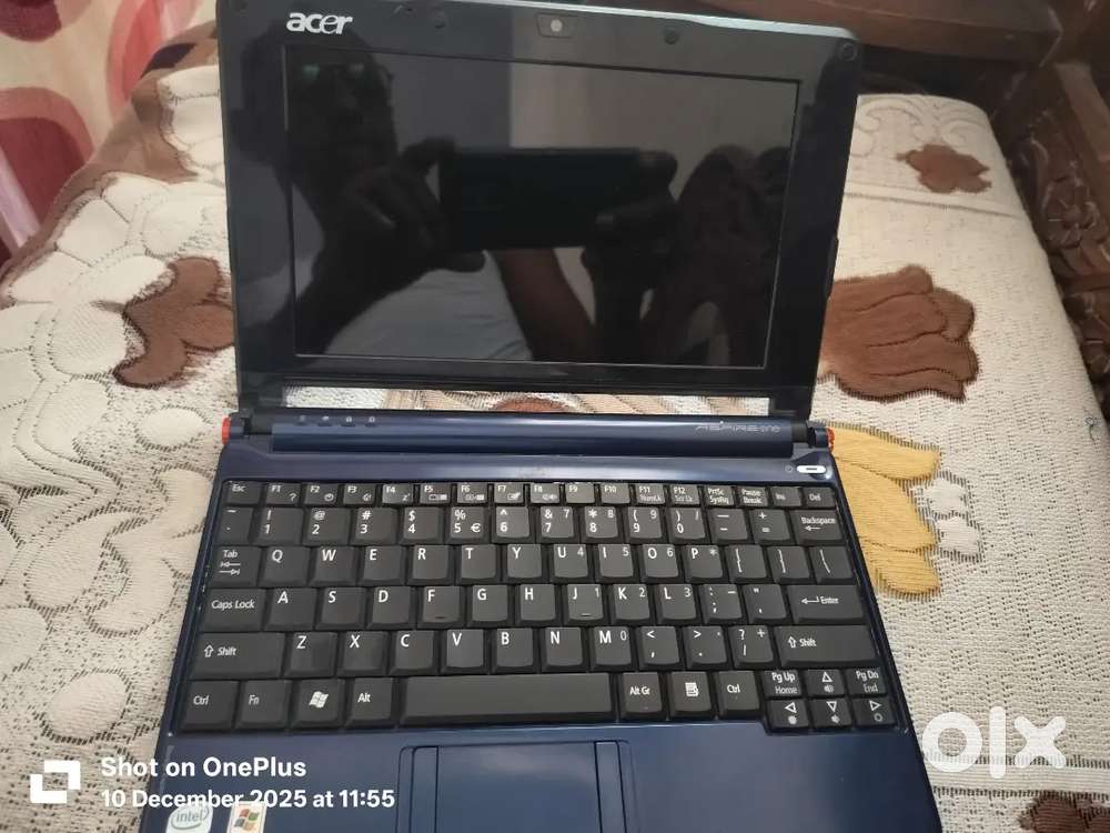 Aser Mini Laptop Desk Top, HP Colour Printer, Ipad, all are Codition