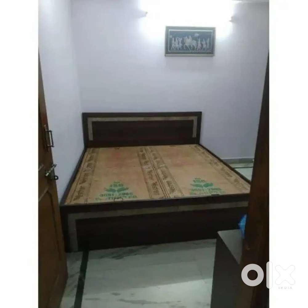 Aaj ka dhamaka offer kharido new double bed withbox  7999/- EMI plans