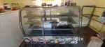 Dual-Temperature Refrigerator Display Case