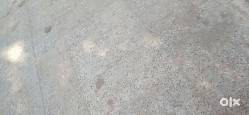 खाली प्लॉट है खाटू श्याम जी रोड