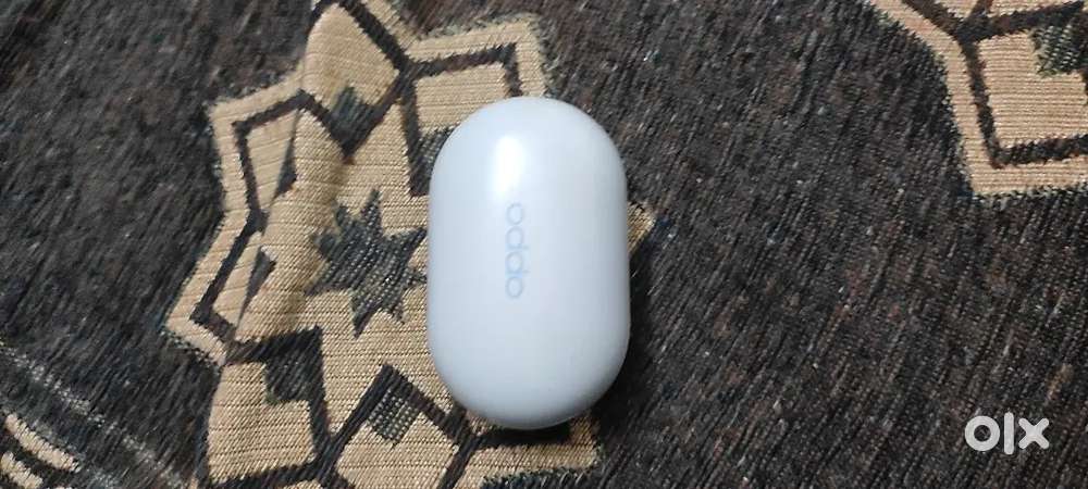 Oppo enco earbuds